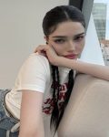Elenora fotoğrafı önizleme